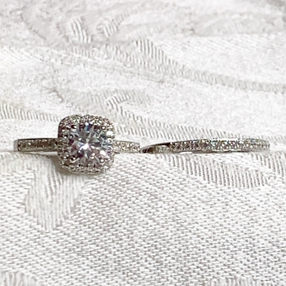 Bridal Set-CZ Diamond Halo Design 925 Silver - Picture 11 of 11